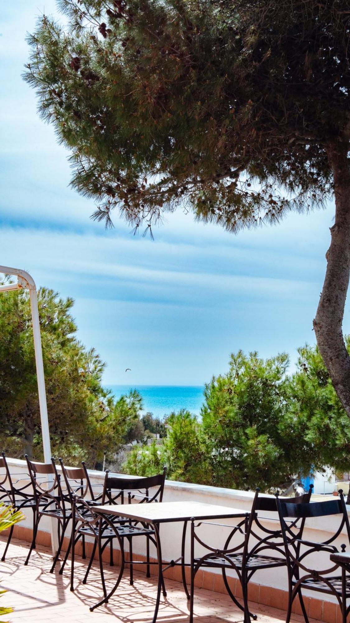 Hotel Sinuessa Terme มอนดราโกเน ภายนอก รูปภาพ