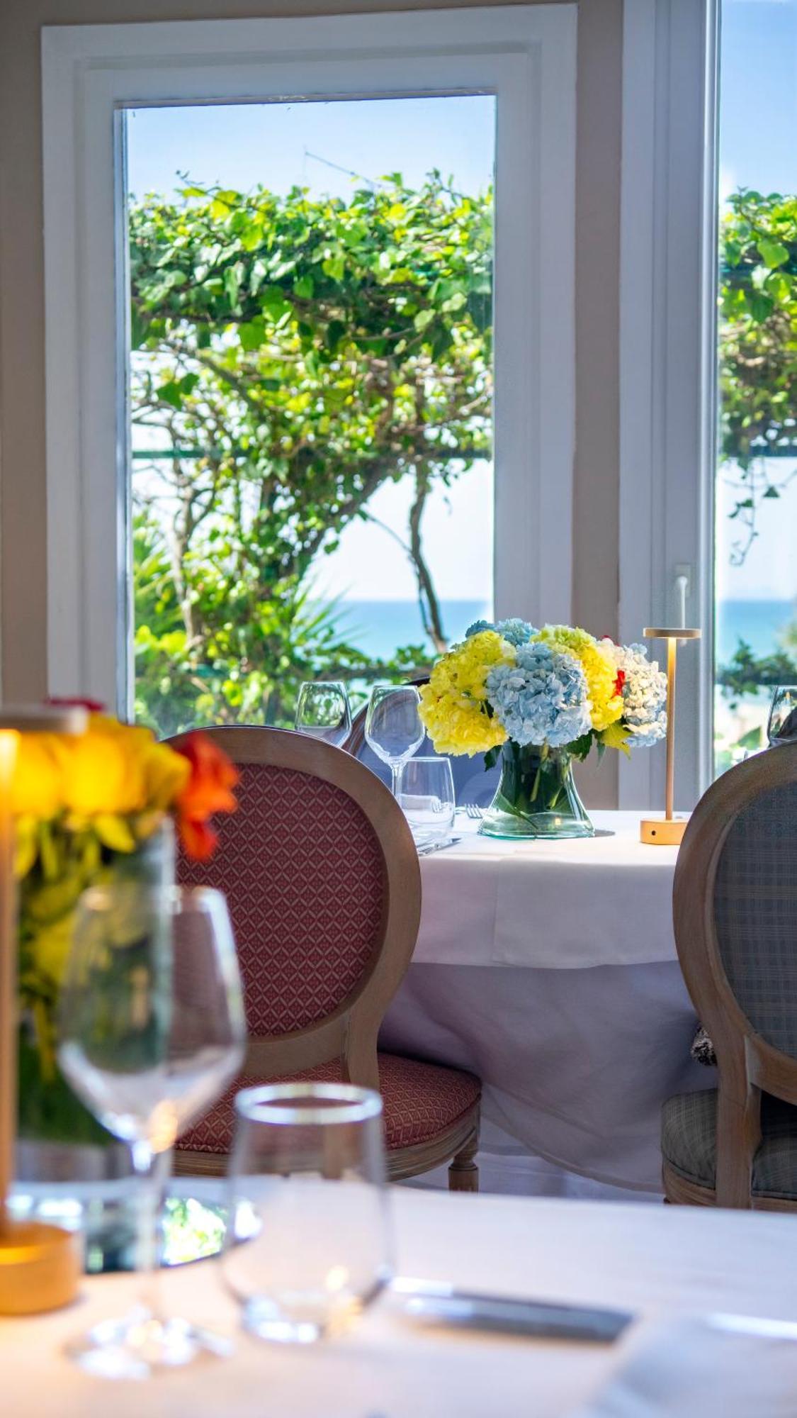 Hotel Sinuessa Terme มอนดราโกเน ภายนอก รูปภาพ