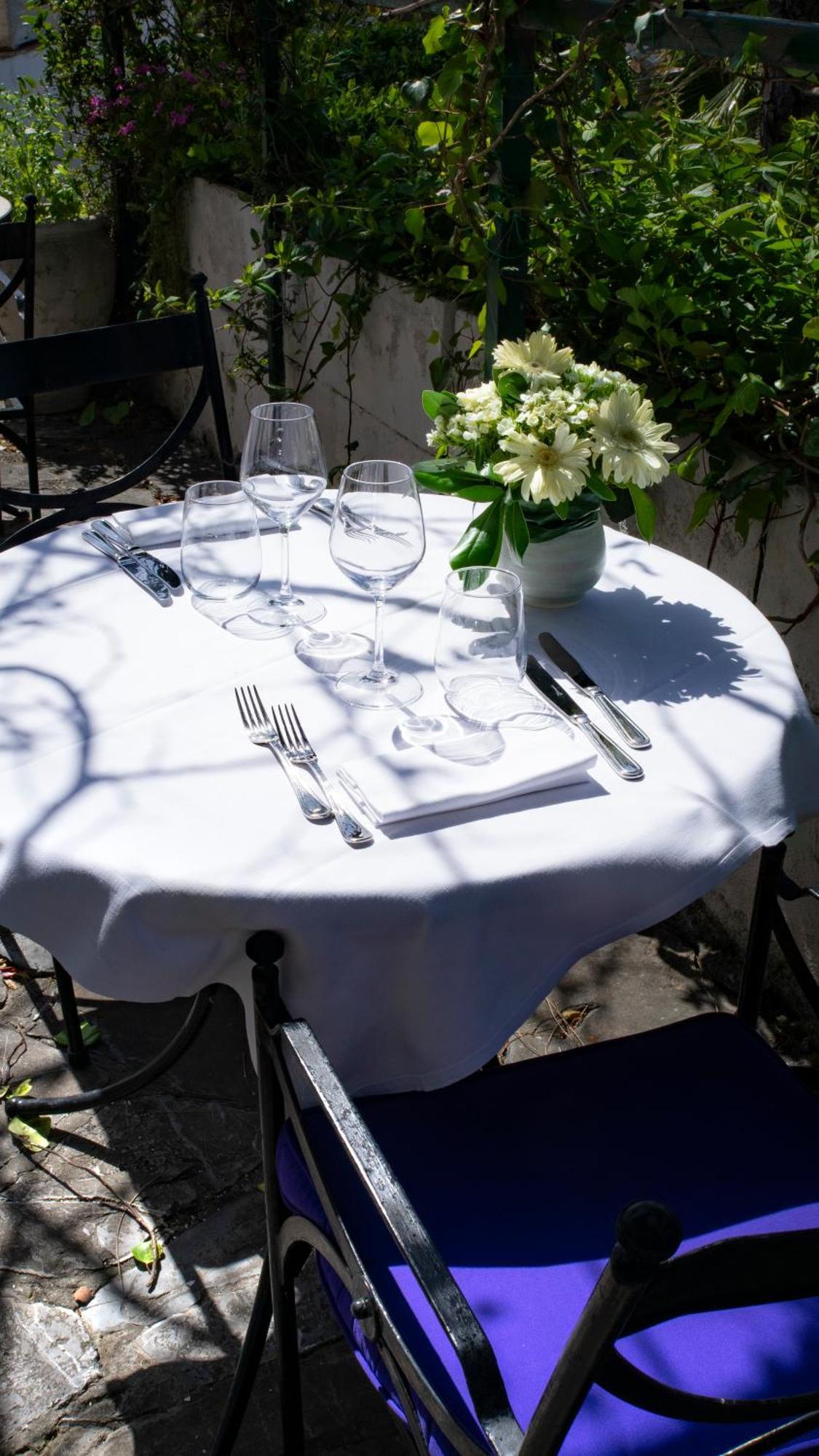 Hotel Sinuessa Terme มอนดราโกเน ภายนอก รูปภาพ