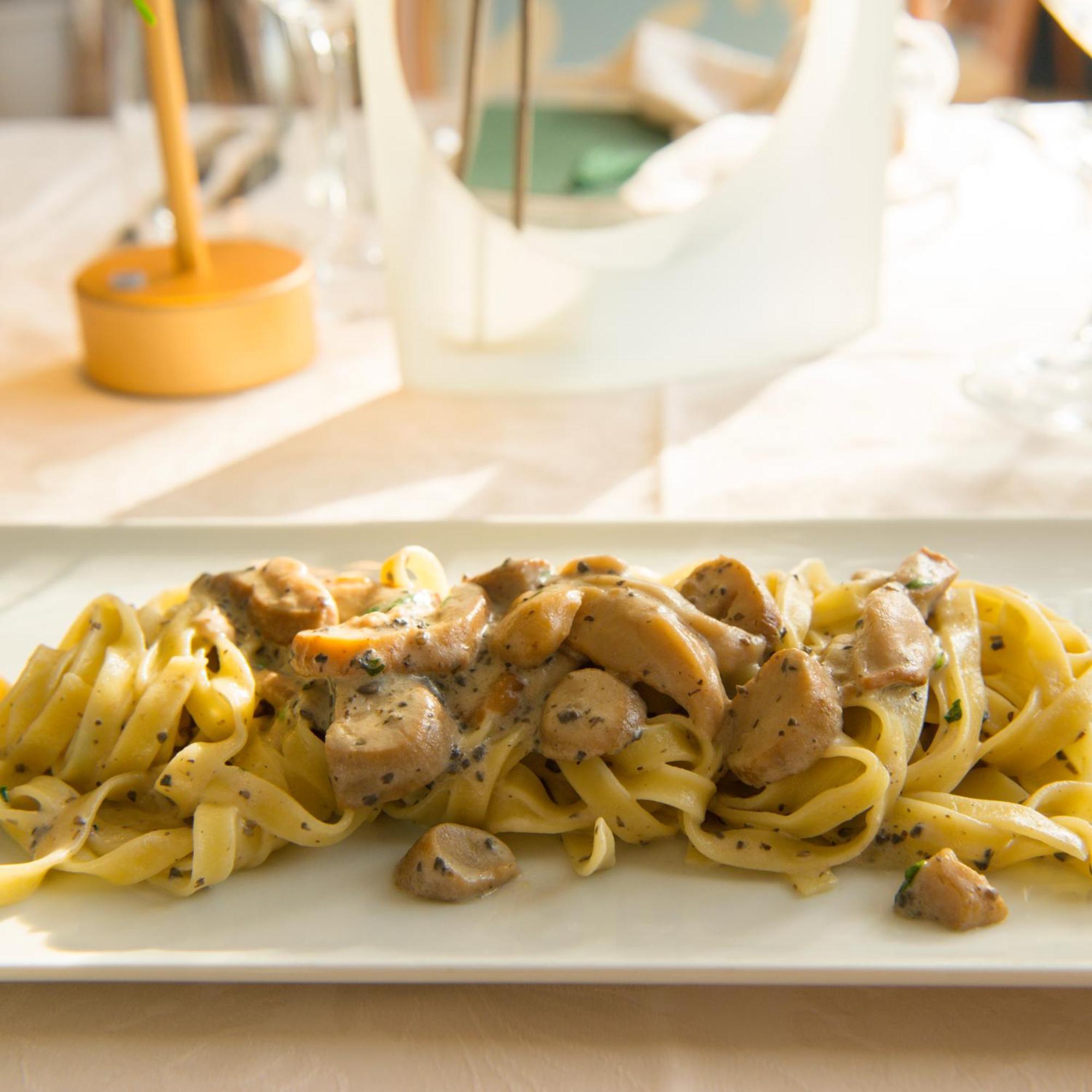 Hotel Sinuessa Terme มอนดราโกเน ภายนอก รูปภาพ