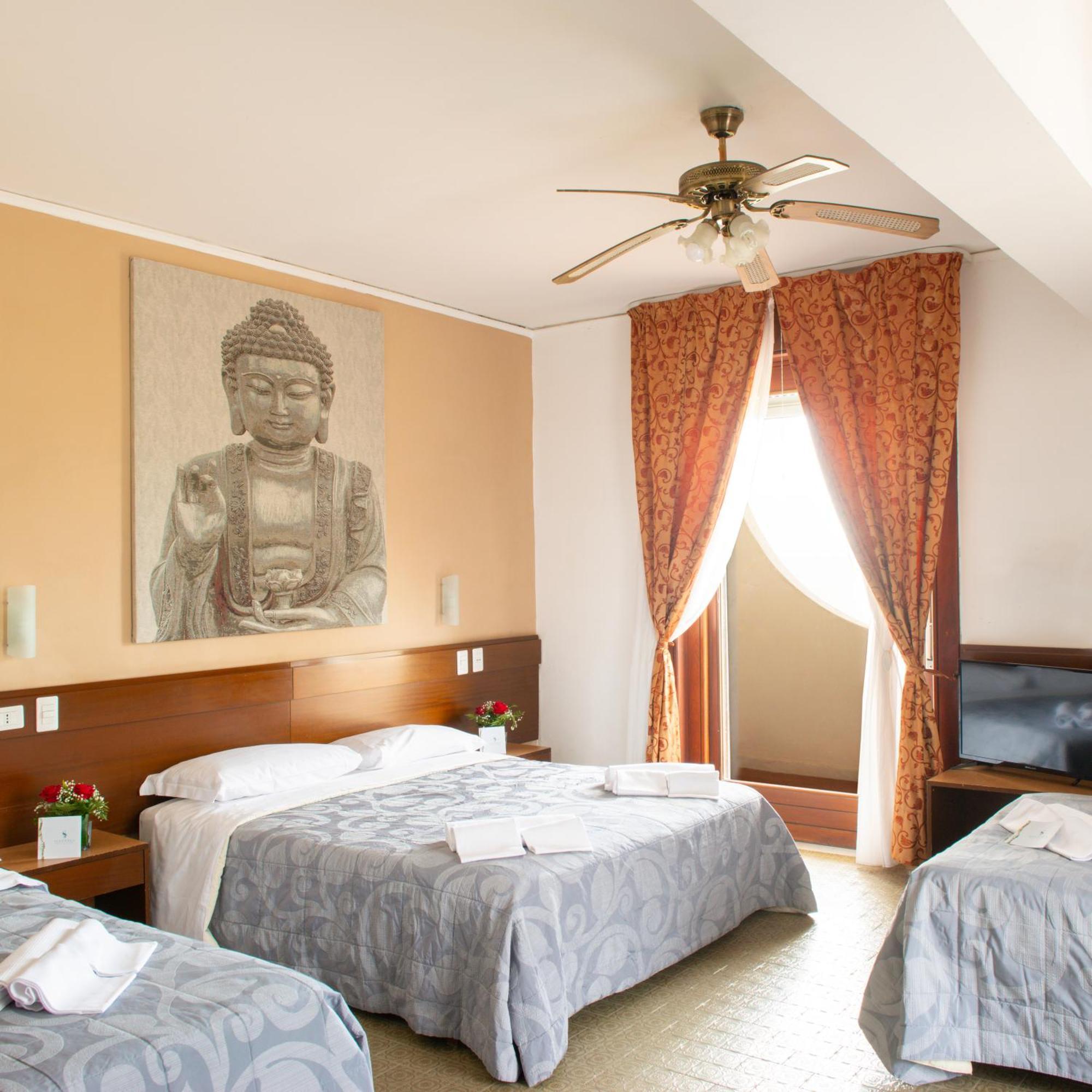 Hotel Sinuessa Terme มอนดราโกเน ภายนอก รูปภาพ