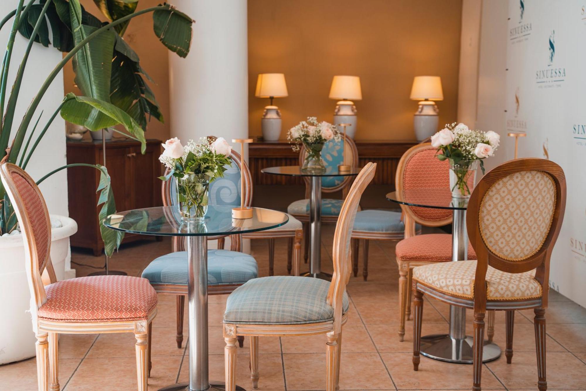 Hotel Sinuessa Terme มอนดราโกเน ภายนอก รูปภาพ